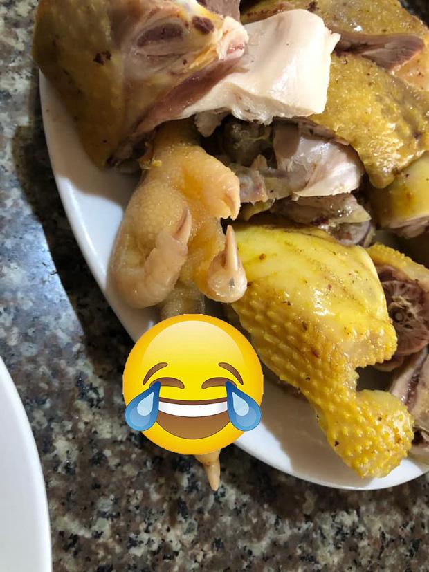 Những chiếc chân gà hú hồn nhất Tết Nhâm Dần mang thông điệp gì?-2