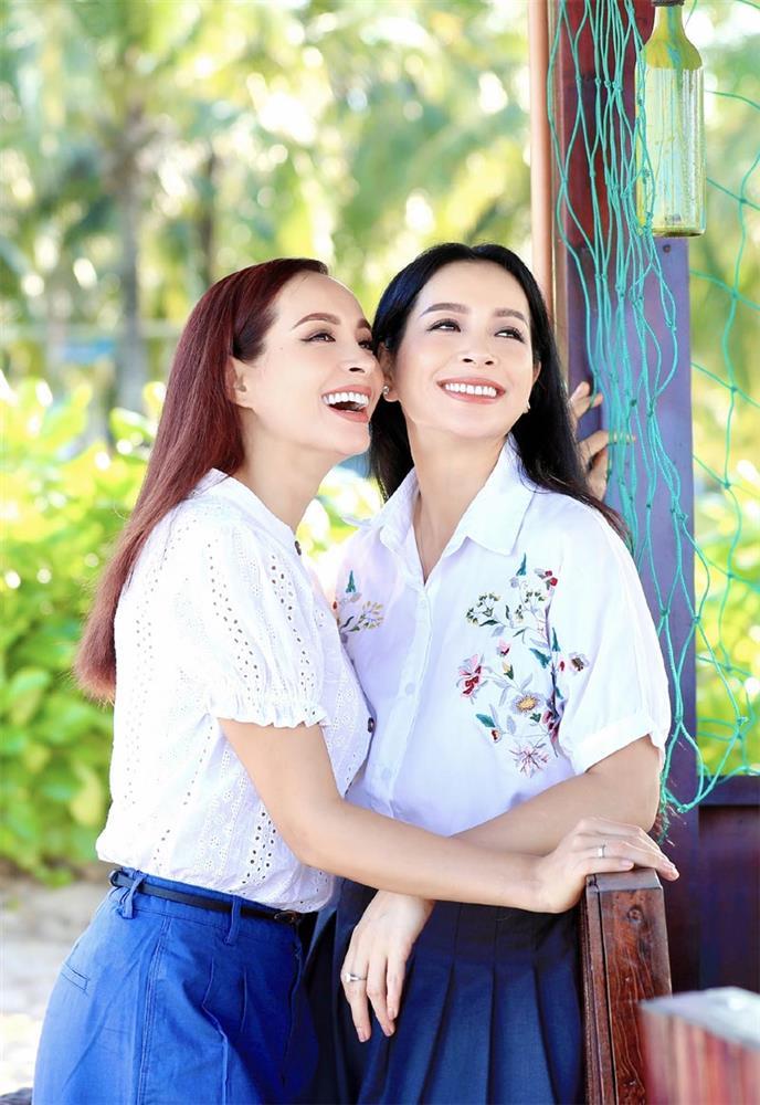 Thúy Hằng gái rượu của bố, Thúy Hạnh bản sao của mẹ-6