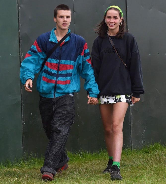 Chuyện tình yêu của các con nhà Beckham-3