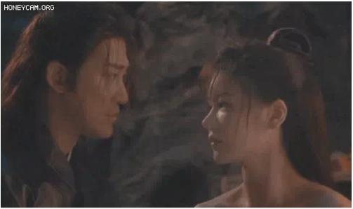 Cảnh nóng phản cảm ở Ỷ Thiên Đồ Long Ký 2022 bị chửi mắng-2