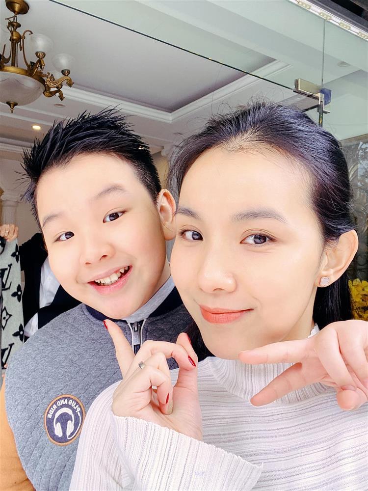 Hoa hậu Thùy Lâm bí mật sinh con thứ 3?-2