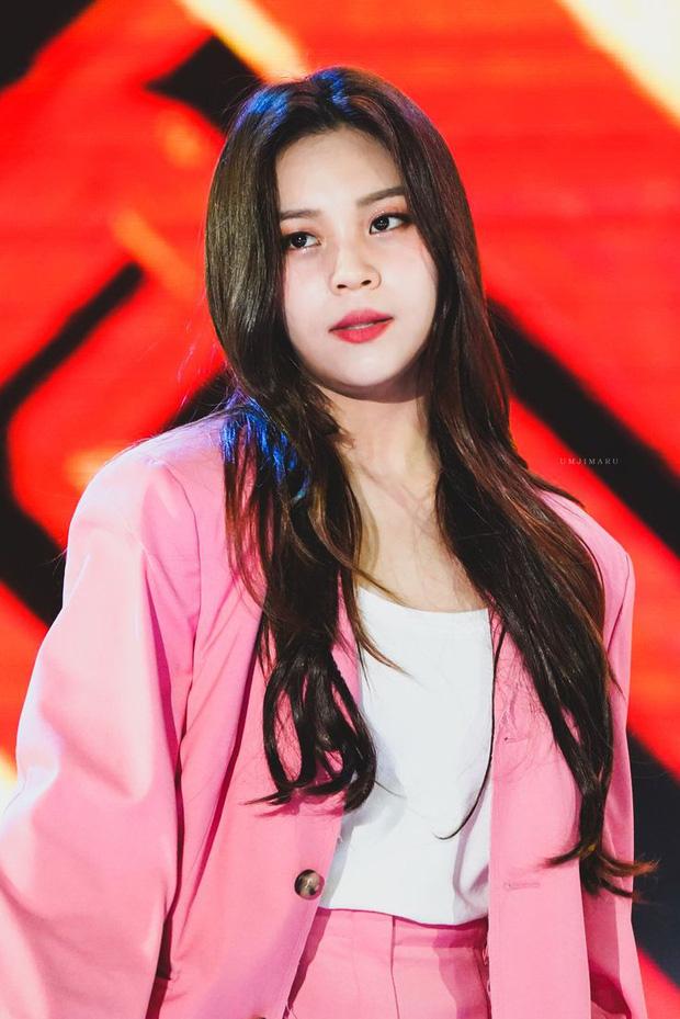 Ngang trái như idol Kpop SN 1998: Lận đận số 2 không ai số 1-12