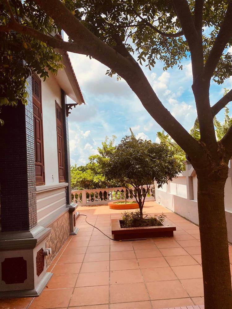 Lộ biệt thự gia đình hôn phu Ngọc Hân, nhìn chuẩn nhà giàu-6