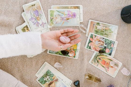 Bói bài Tarot Chủ nhật ngày 6/2/2021: Vô lo về tiền, muộn phiền về yêu