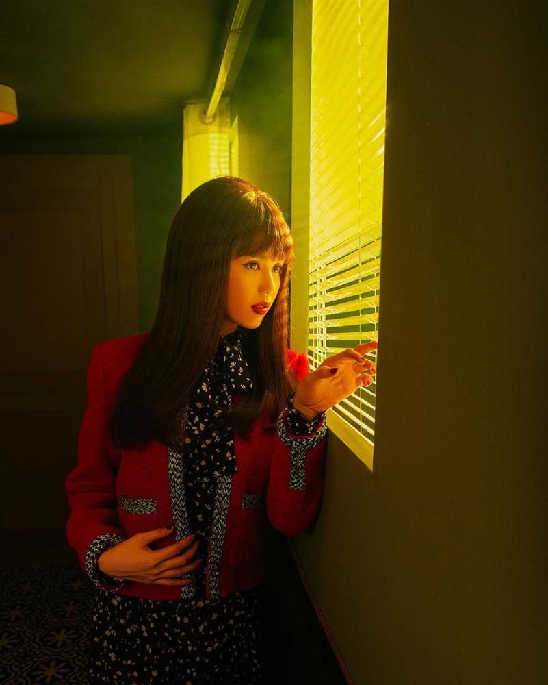 Ngọc Trinh Tết Dương hở phản cảm, Tết Âm kín như bưng-3