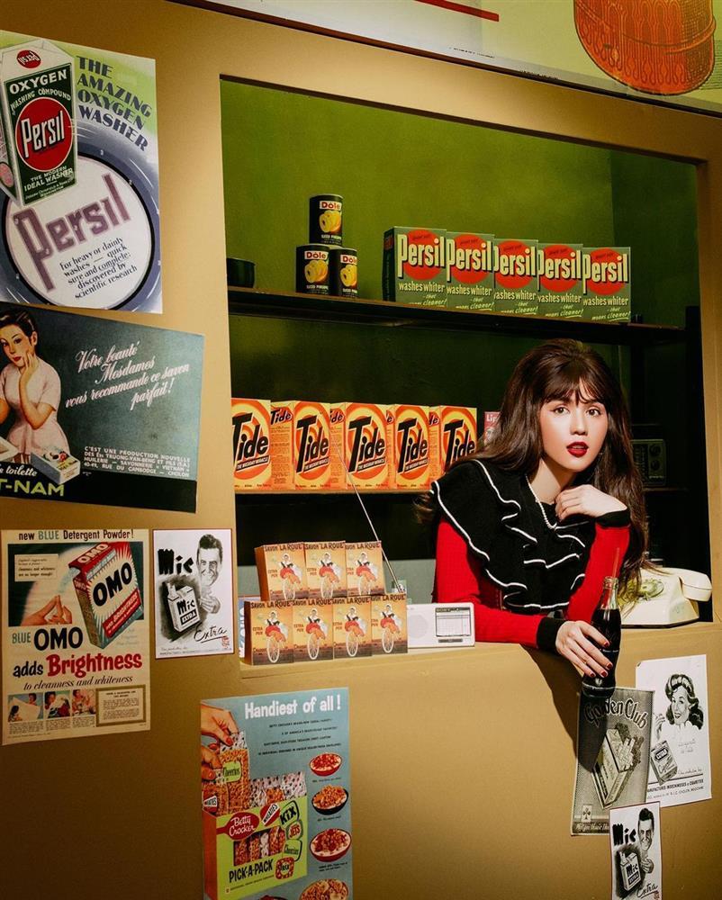 Ngọc Trinh Tết Dương hở phản cảm, Tết Âm kín như bưng-6