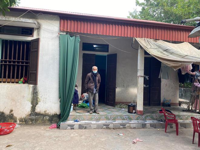 Cặp vợ chồng bác cháu ăn Tết như thế nào?-1