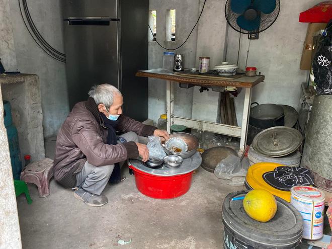 Cặp vợ chồng bác cháu ăn Tết như thế nào?-2