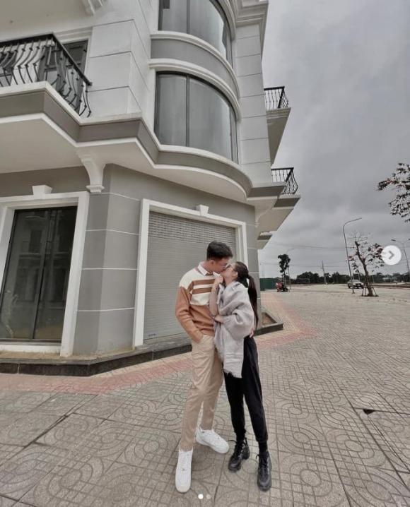 Thêm cô bồ cũ Quang Hải lấy chồng, chú rể là gương mặt có tiếng-2