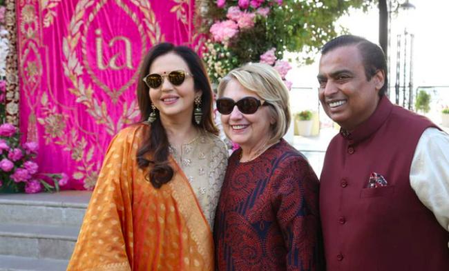 Đám cưới xa hoa tiêu tốn hơn 2,3 nghìn tỷ đồng của con gái tỷ phú giàu nhất châu Á-4