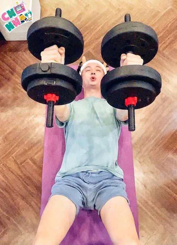 Ngô Kiến Huy và Uyên Endy lại bị phát hiện 1 chi tiết hẹn hò-5