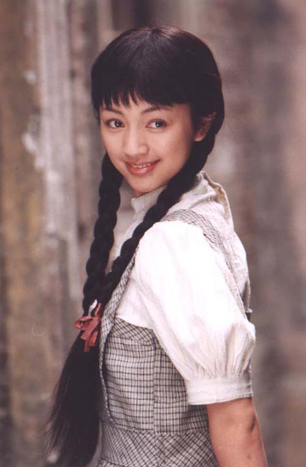 Lấy chồng máu mặt, mỹ nhân có trong tay nửa showbiz-1