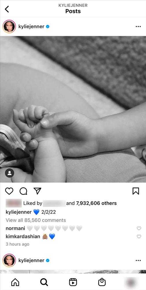 Kylie Jenner sinh con thứ 2 ngày 2/2/2022, phát sốt ảnh đầu tiên-1