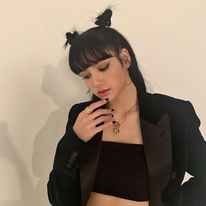 Đây là kiểu tóc xấu nhất từ trước đến nay của Lisa BLACKPINK?-7