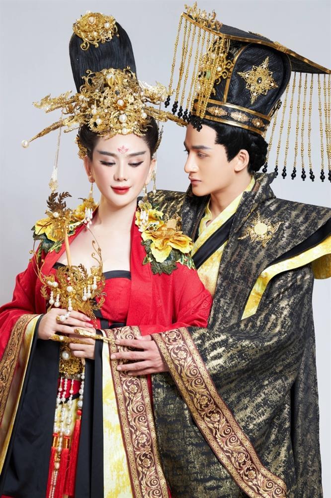 Phi Hùng có hành động lạ giữa lúc tố Lâm Khánh Chi ngoại tình-2