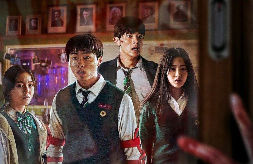 Siêu phẩm zombie Hàn và những hạt sạn đáng tiếc-2