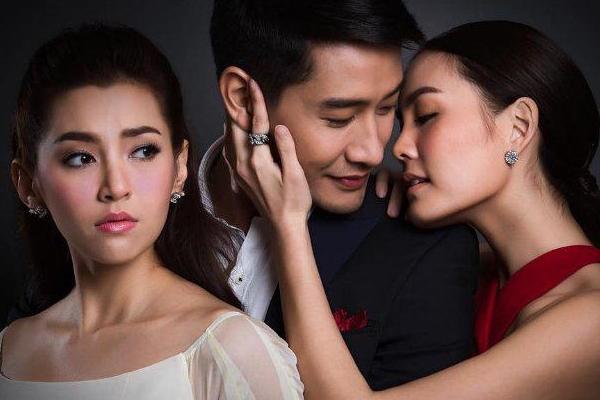 Bị bạn gái quen qua mạng dụ vào khách sạn, đang ân ái thì hét lên chạy mất-4