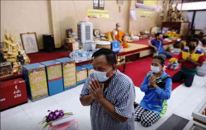 Tục nằm trong quan tài lấy may dịp năm mới của người Thái Lan-1