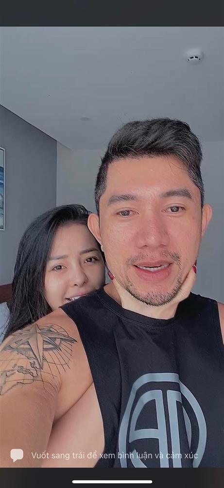 Ngân 98 livestream vạch áo lộ điểm nhạy cảm của Lương Bằng Quang-4