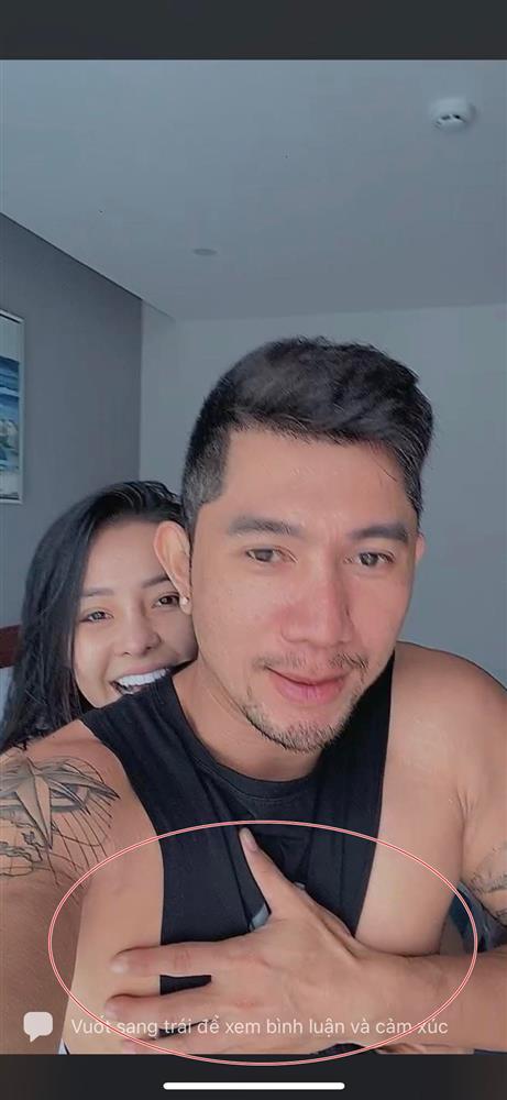 Ngân 98 livestream vạch áo lộ điểm nhạy cảm của Lương Bằng Quang-3