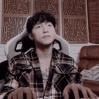 Sơn Tùng lên nhạc lì xì fan đầu năm-1