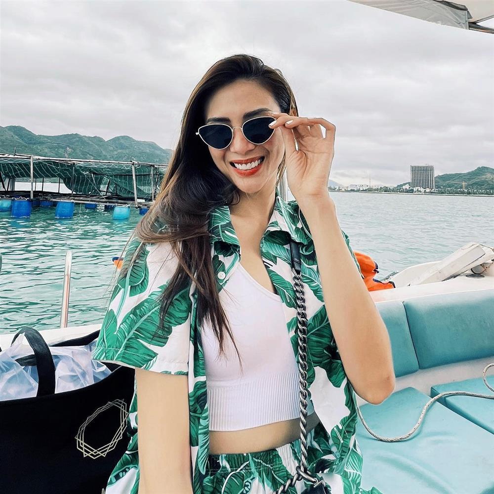 Xôn xao clip Võ Hoàng Yến cãi cọ, xô đẩy nơi công cộng-9