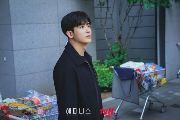 5 trai đẹp diệt zombie phim Hàn: Mỹ nam số 1 vẫn thua huyền thoại này!-12