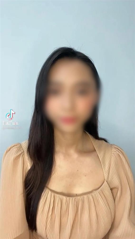 Nàng dâu xin lỗi khi mặc váy ngắn uốn éo trước mặt bố chồng-2