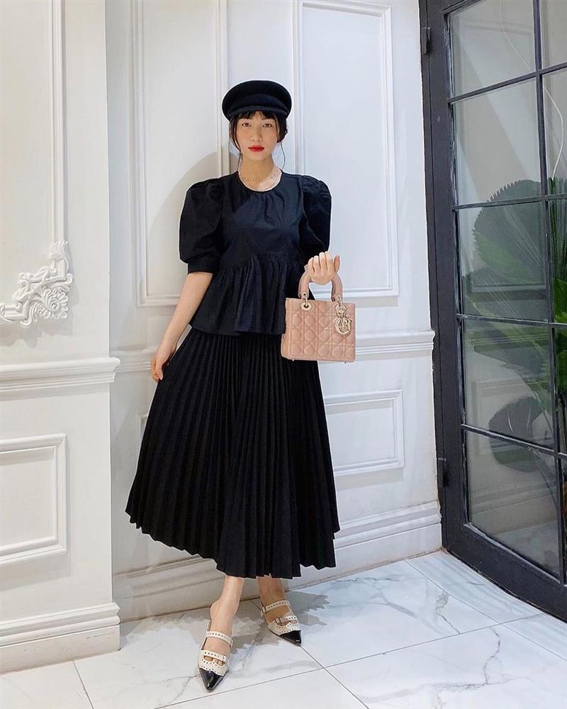 Đầu năm khoe nhẫn kim cương khủng, Hòa Minzy giàu cỡ nào?-6