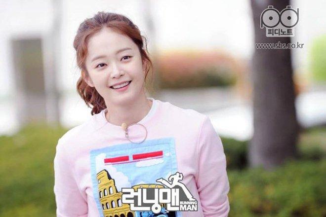 Động thái Jeon So Min khi bị yêu cầu rời khỏi Running Man-3