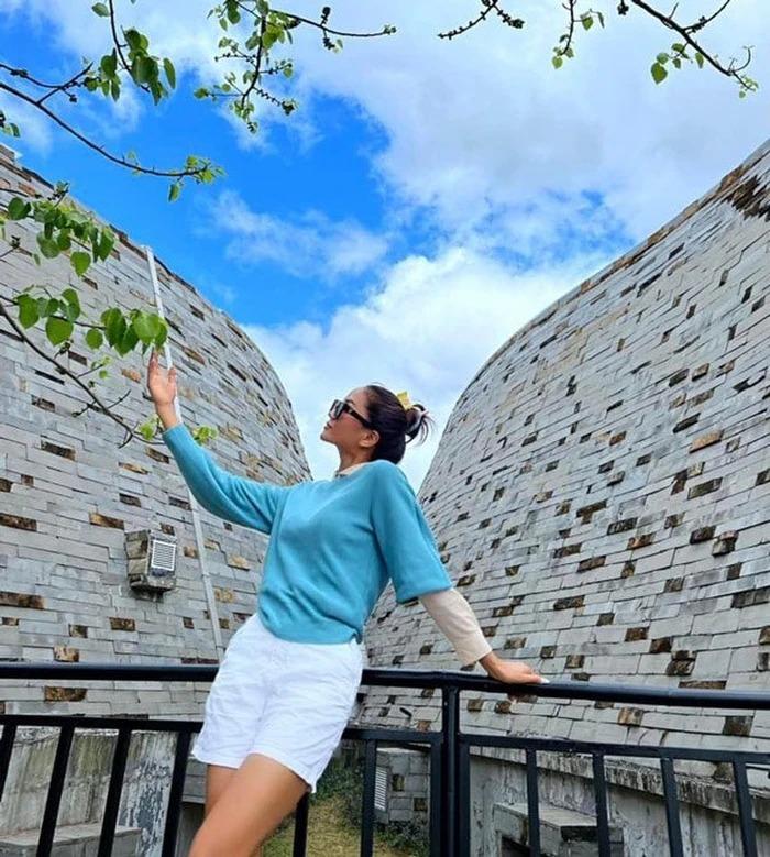 1 bộ đồ 2 thái cực: HHen Niê phút trước xịn sò, phút sau hài hước-2