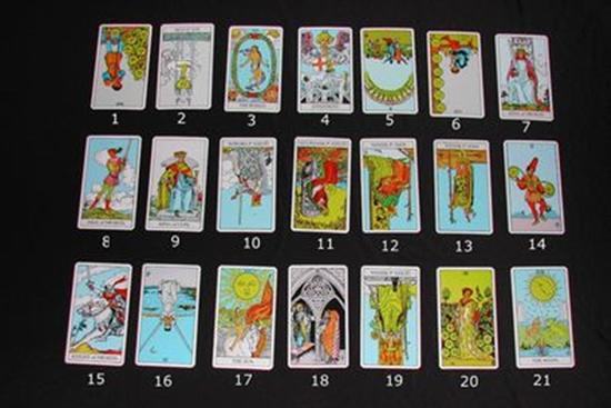 Bói bài Tarot thứ 5 ngày 10/2/2021: Của cải đổ về như thác