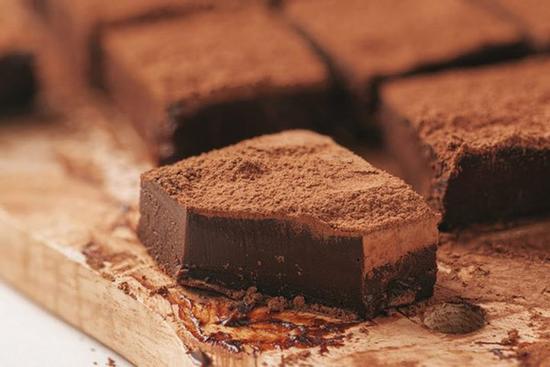 Làm nama chocolate cho lễ tình nhân