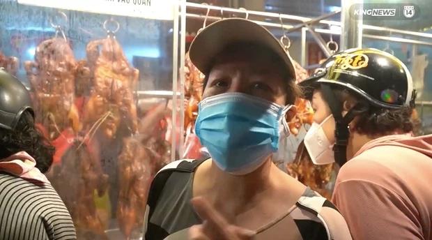 Người TP.HCM đi săn vịt quay từ 3h sáng: Khách hoa mắt, chủ rã rời-5