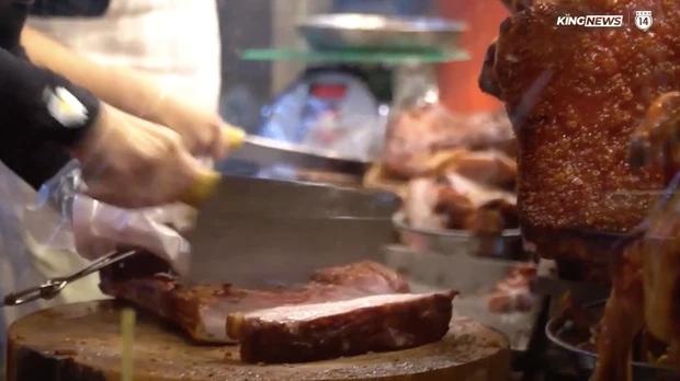 Người TP.HCM đi săn vịt quay từ 3h sáng: Khách hoa mắt, chủ rã rời-7