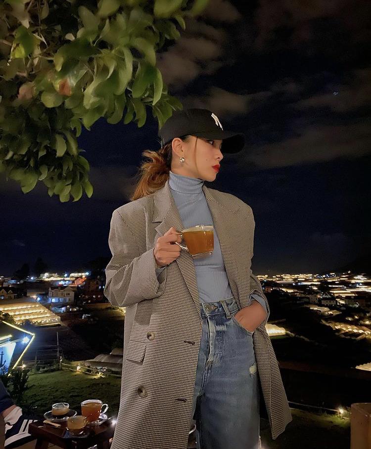 Mix đồ đi Đà Lạt mùa lạnh đẹp như dàn mỹ nhân Vbiz-7