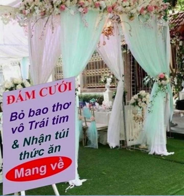 Các tình huống vừa lạ lẫm vừa buồn cười va phải trong tiệc cưới-7