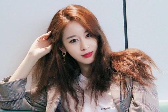 HOT: Jiyeon (T-ara) kết hôn, có phải với Sehun như lời đồn?