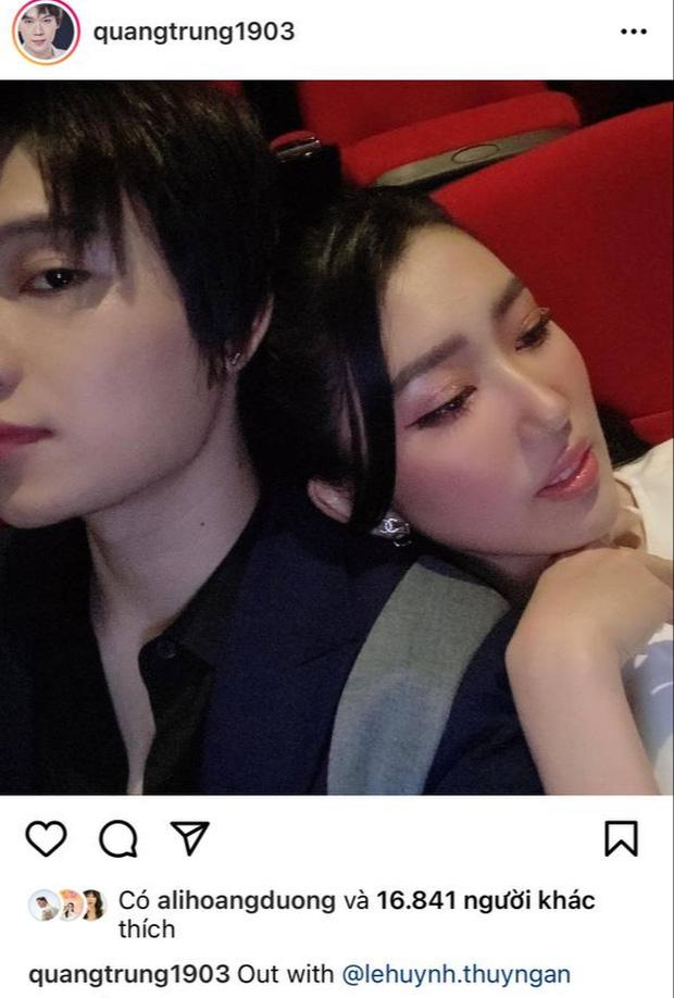 Lộ ảnh Thúy Ngân tình tứ bên 1 sao nam Vbiz trong rạp phim-2