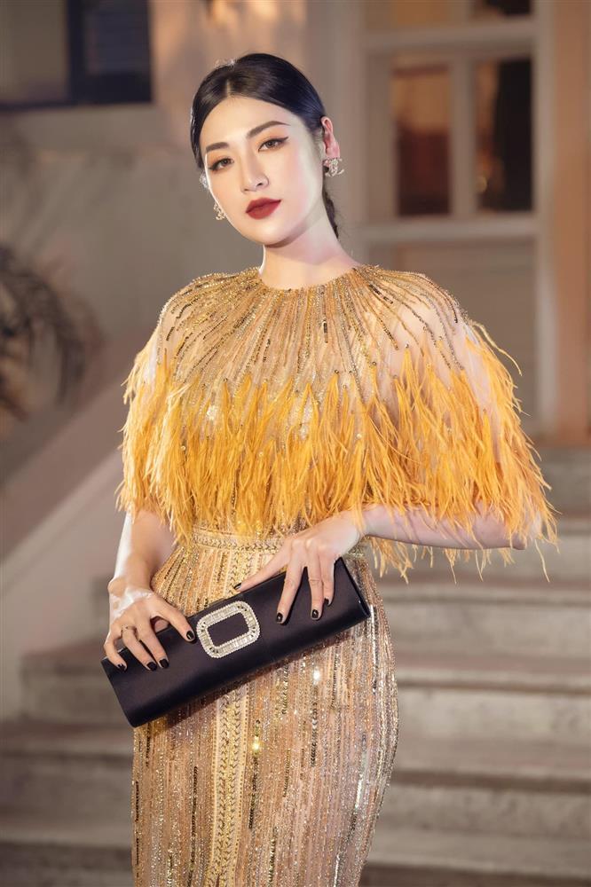 Á hậu nổi tiếng dương tính Covid-19 đúng ngày vía Thần Tài-2