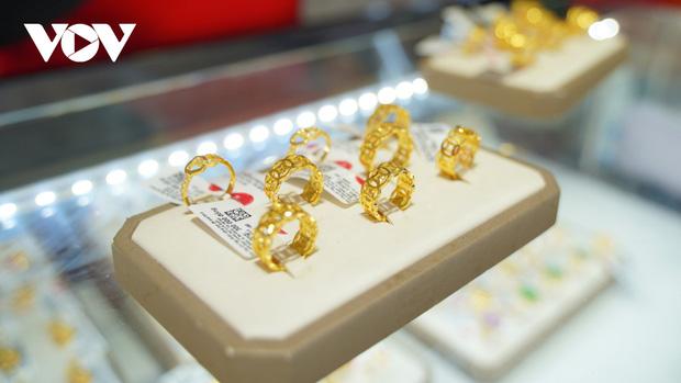 Giá vàng thế giới tăng cao, trong nước giảm mạnh sau ngày vía Thần Tài-1