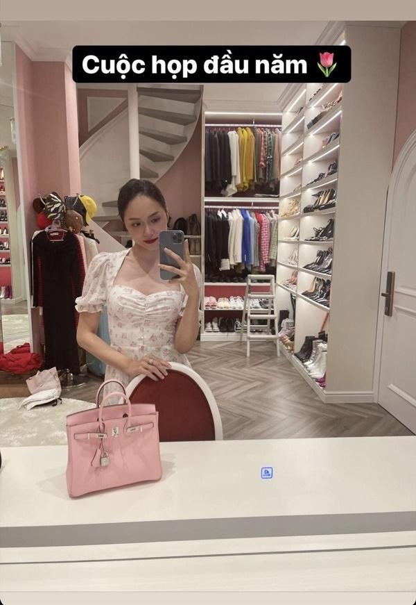 Đẳng cấp Hương Giang: Mỗi ngày đi họp xách túi tiền tỷ khác nhau-2