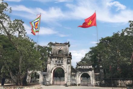 Nam Định đóng cửa đền Trần Rằm tháng Giêng, không tổ chức lễ khai ấn