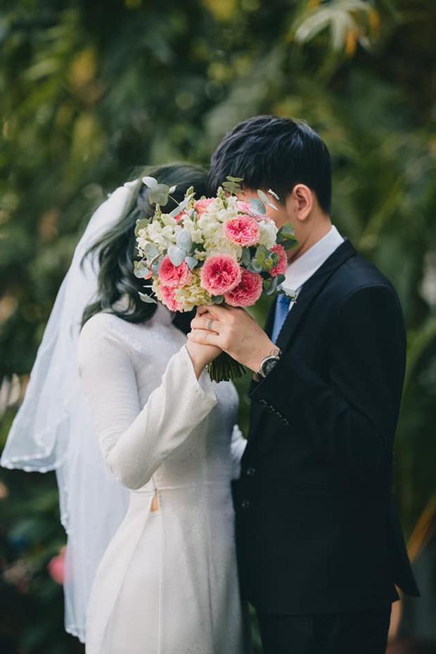 B Ray bất ngờ công khai bạn gái, tung loạt ảnh cưới đẹp như mơ-3