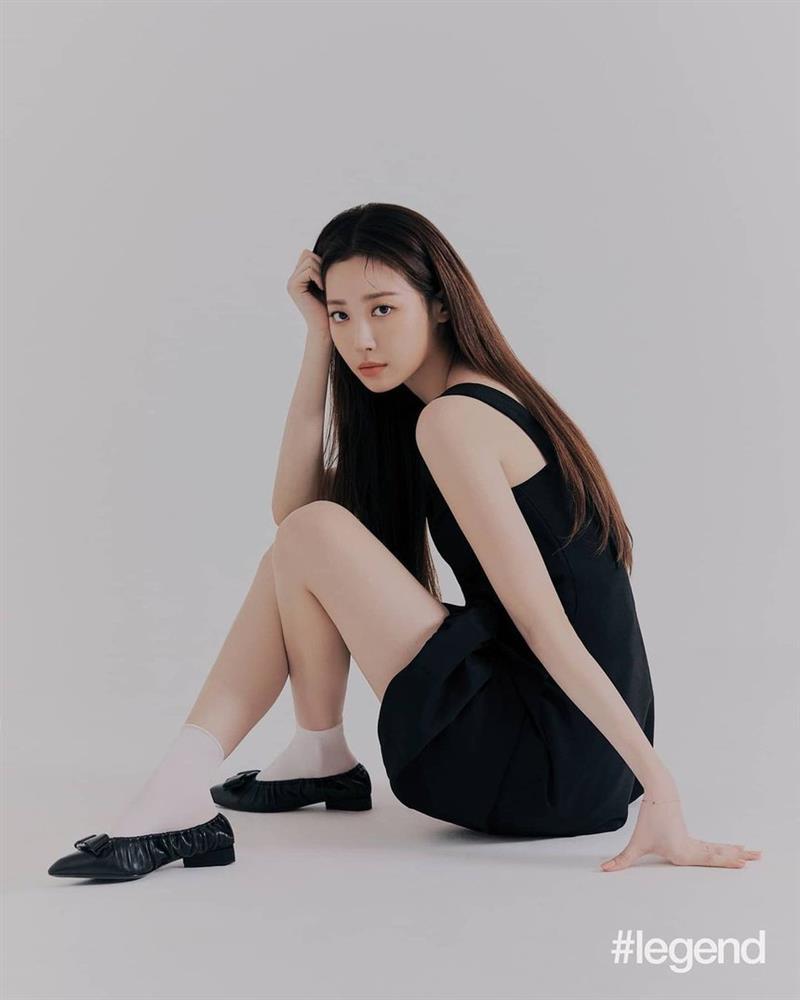 Yura của Girls Day mua bảo hiểm 450.000 USD cho đôi chân-2