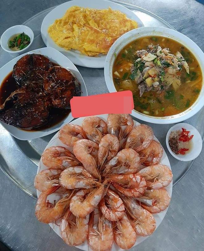 Dân mạng giật mình loạt mâm cơm ngon mắt của cậu bé 13 tuổi-10