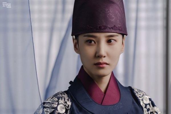 Cuộc chiến sao nhí: Kim So Hyun - Kim Yoo Jung bất phân thắng bại-12