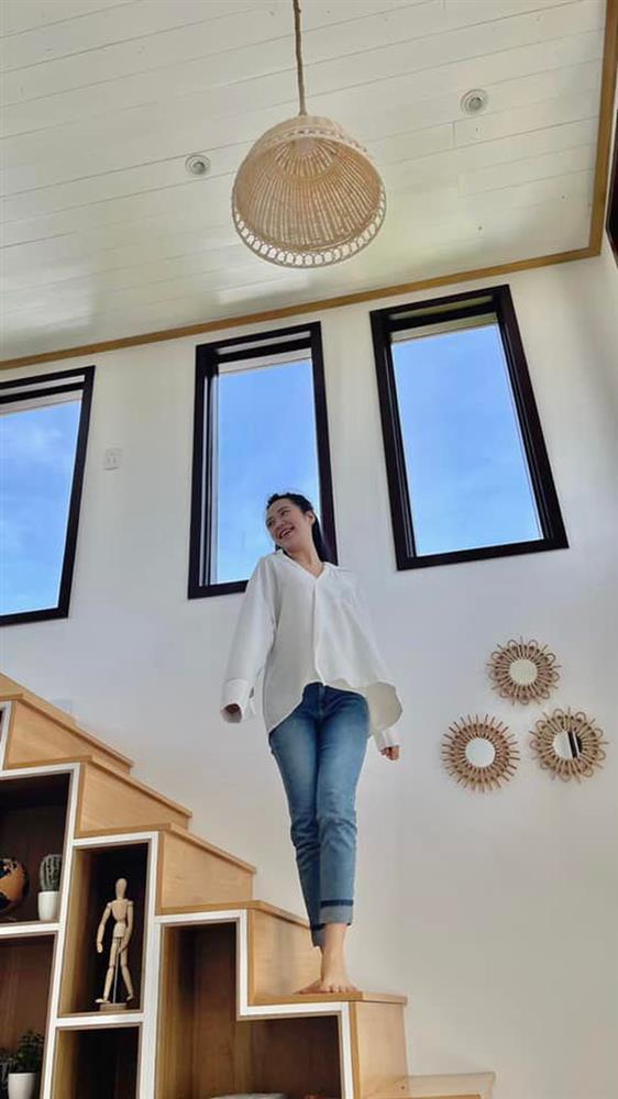 Biệt thự sân vườn mới toanh của Trường Giang khủng cỡ nào?-3