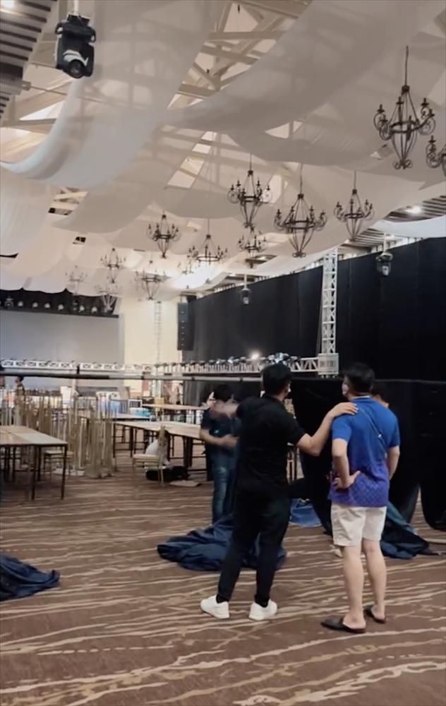 Đoàn Di Băng khoe sinh nhật siêu khủng, trang trí 4 tấn hoa-2