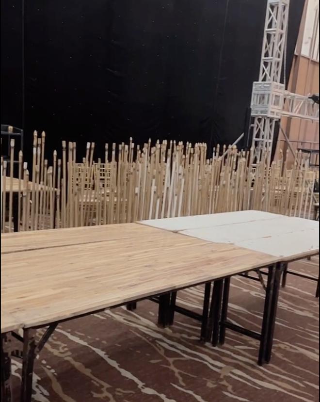 Đoàn Di Băng khoe sinh nhật siêu khủng, trang trí 4 tấn hoa-3